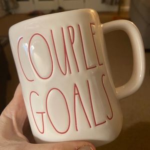 Rae Dunn “couple Goals” mug new